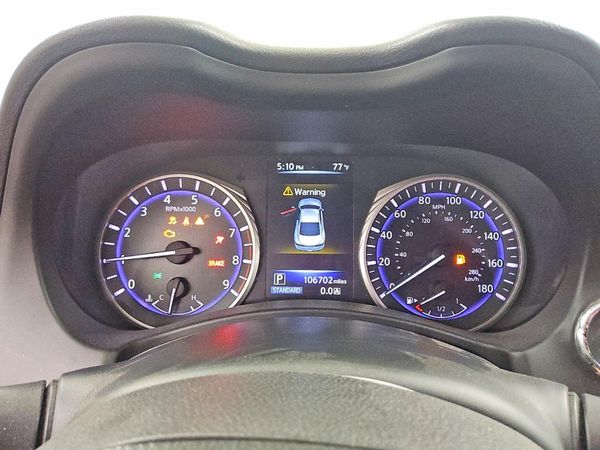 2017 INFINITI Q60