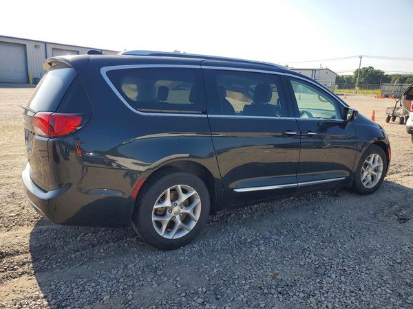 2018 CHRYSLER PACIFICA