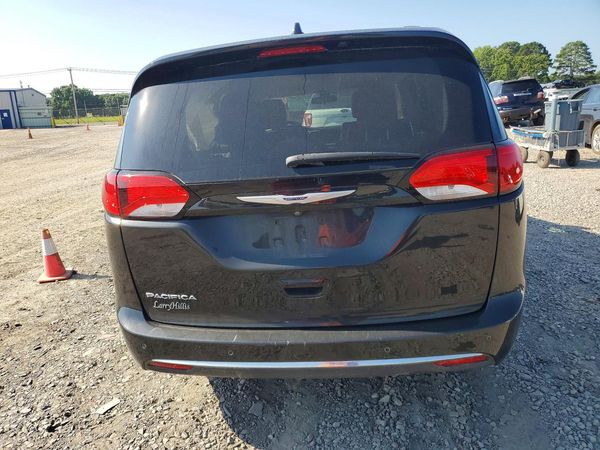 2018 CHRYSLER PACIFICA