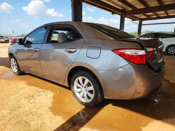 2015 TOYOTA COROLLA