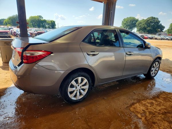 2015 TOYOTA COROLLA