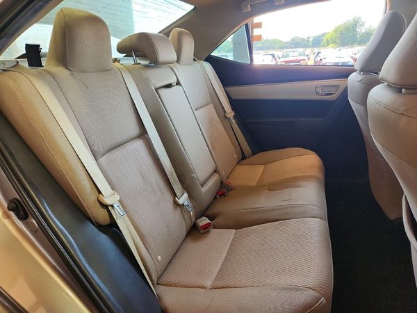 2015 TOYOTA COROLLA