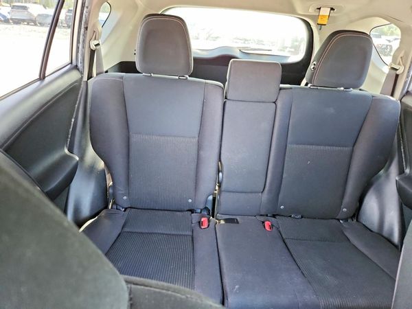 2015 TOYOTA RAV4 XLE (M Grade)