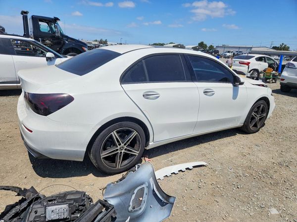 2019 MERCEDES-BENZ A A220