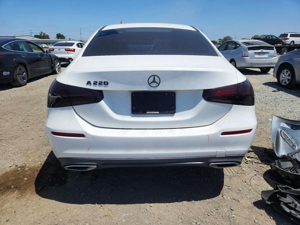 2019 MERCEDES-BENZ A A220