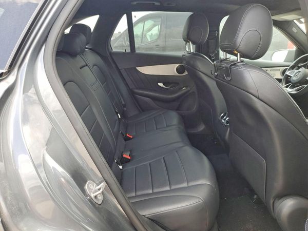 2019 MERCEDES-BENZ GLC GLC300