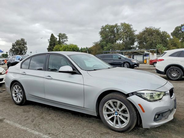 2018 BMW 320