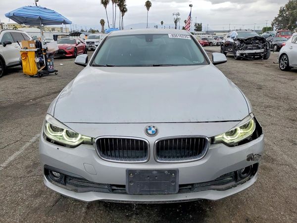 2018 BMW 320