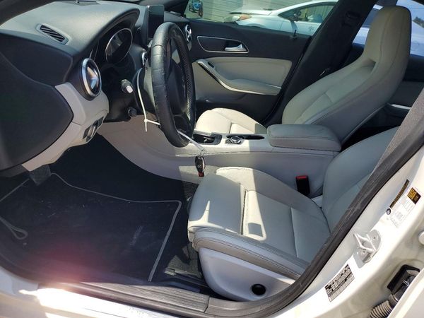 2017 MERCEDES-BENZ CLA