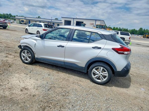 2020 NISSAN KICKS