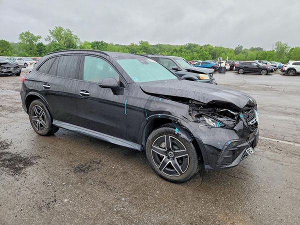 2023 MERCEDES-BENZ GLC GLC300 4MATIC
