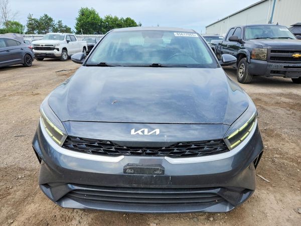 2022 KIA FORTE GT Line