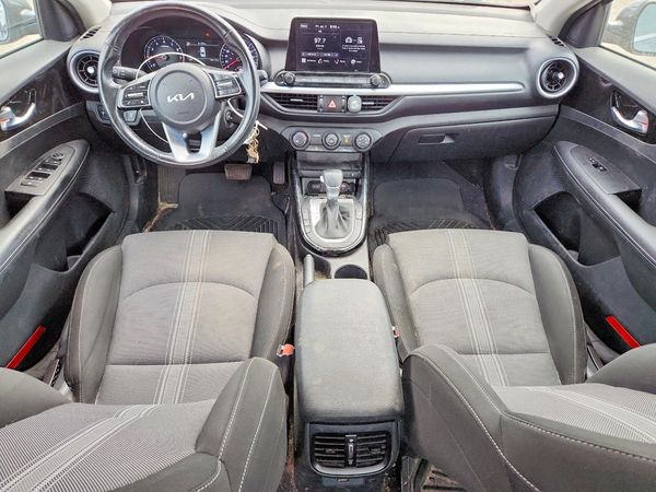 2022 KIA FORTE GT Line
