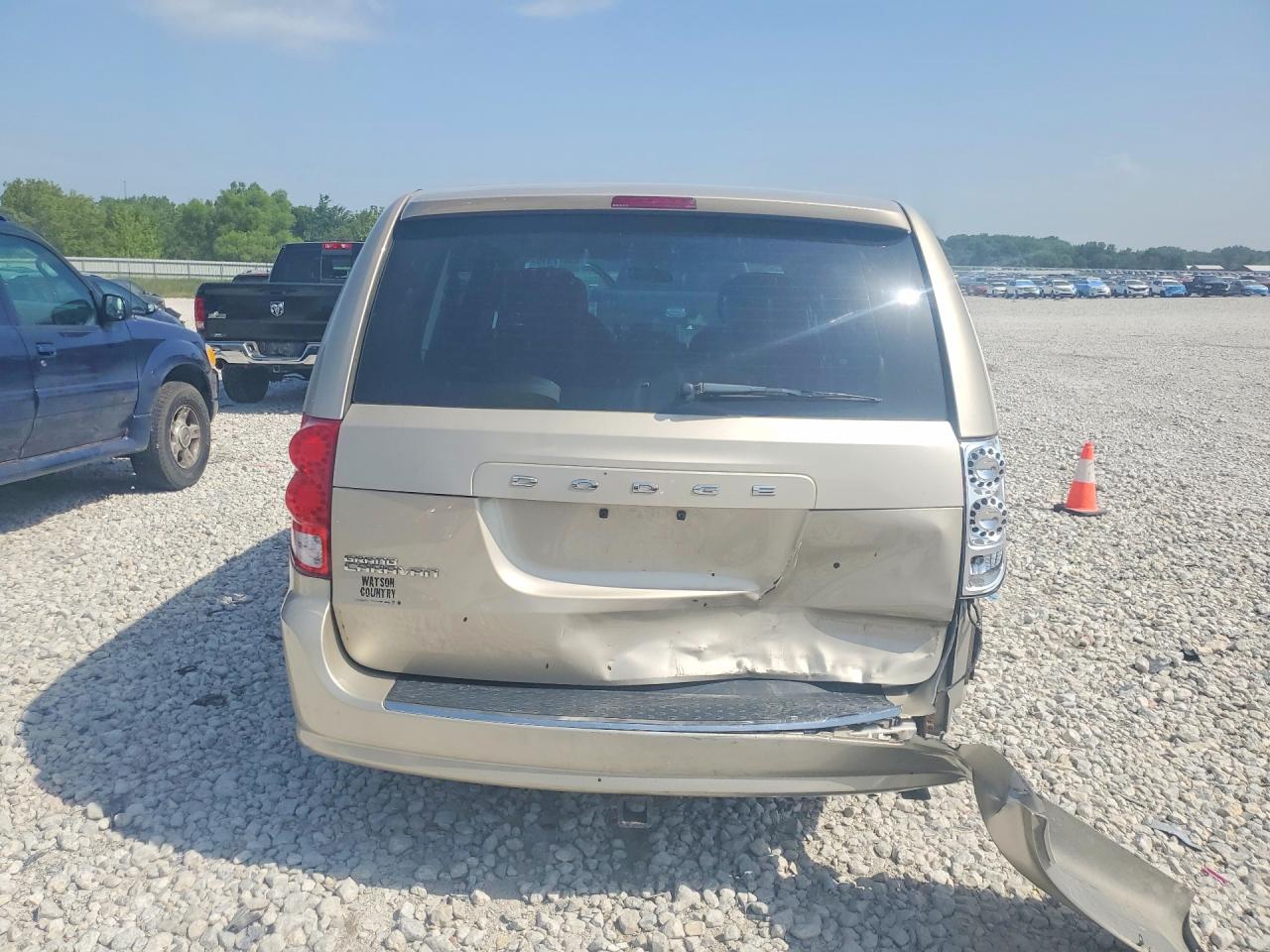 2016 DODGE GRAND CARAVAN SE