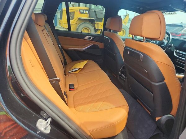 2024 BMW X5 xDrive50e
