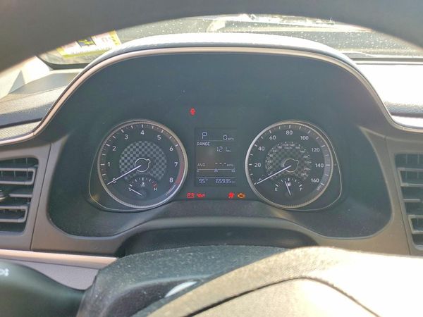 2019 HYUNDAI ELANTRA