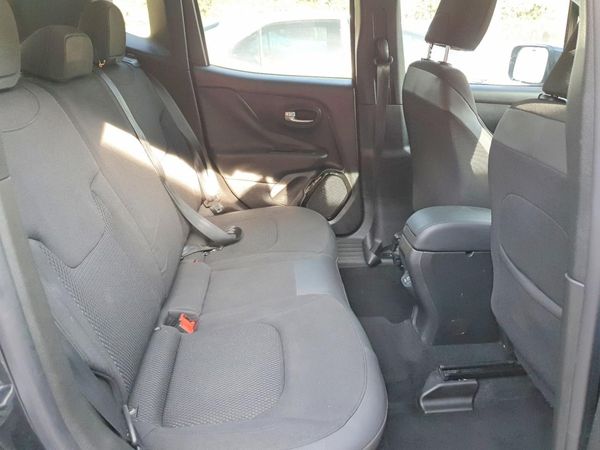 2018 JEEP RENEGADE LATITUDE 4X2