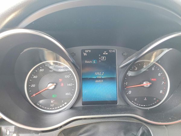 2019 MERCEDES-BENZ C C300