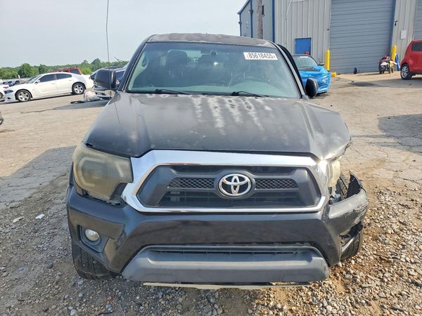 2015 TOYOTA TACOMA Delux Grade