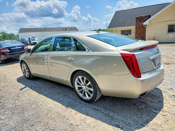 2013 CADILLAC XTS Premium