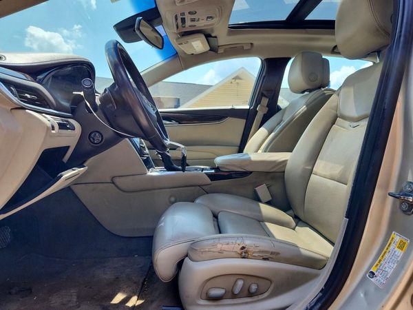 2013 CADILLAC XTS Premium