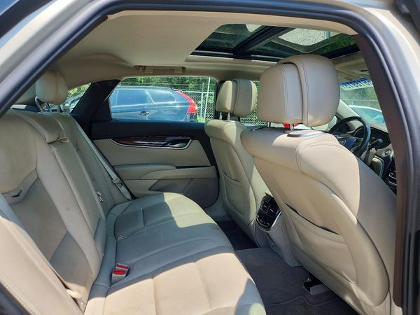 2013 CADILLAC XTS Premium