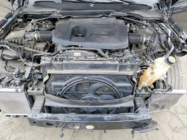 2021 LAND ROVER RANGE ROVER HSE Westminster Edition