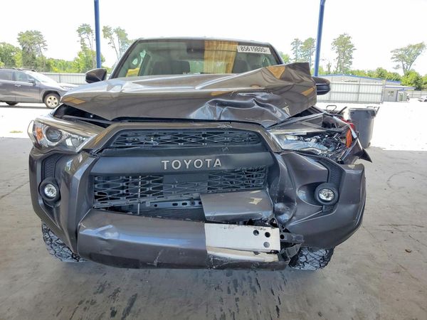2023 TOYOTA 4RUNNER
