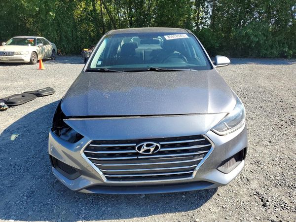 2019 HYUNDAI ACCENT SE and SEL