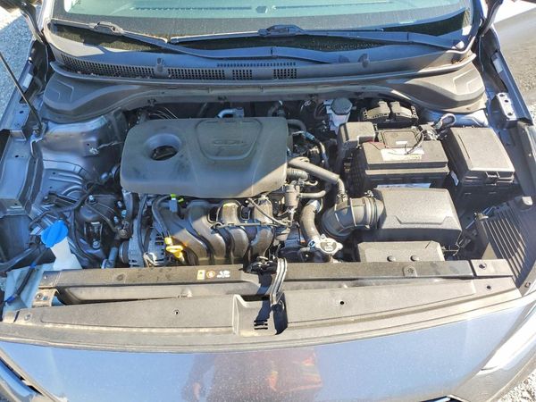 2019 HYUNDAI ACCENT SE and SEL