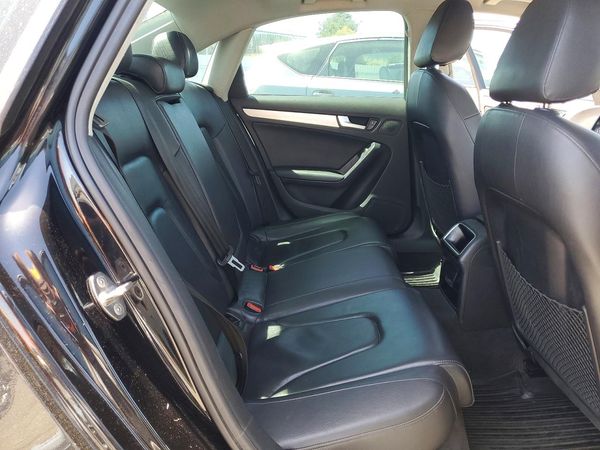 2014 AUDI A4 quattro Premium