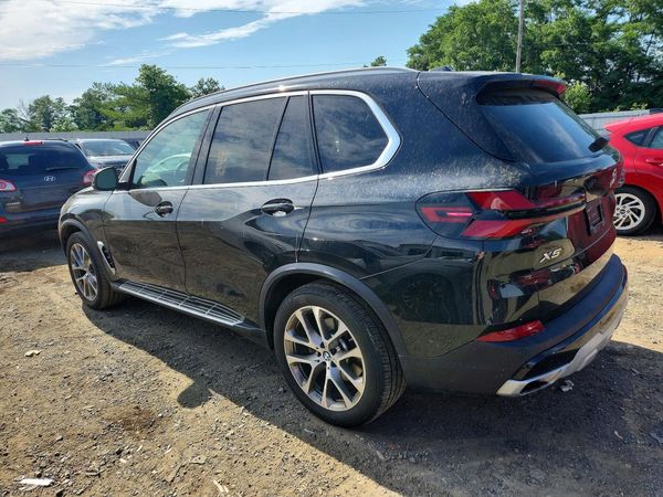 2025 BMW X5 xDrive40i