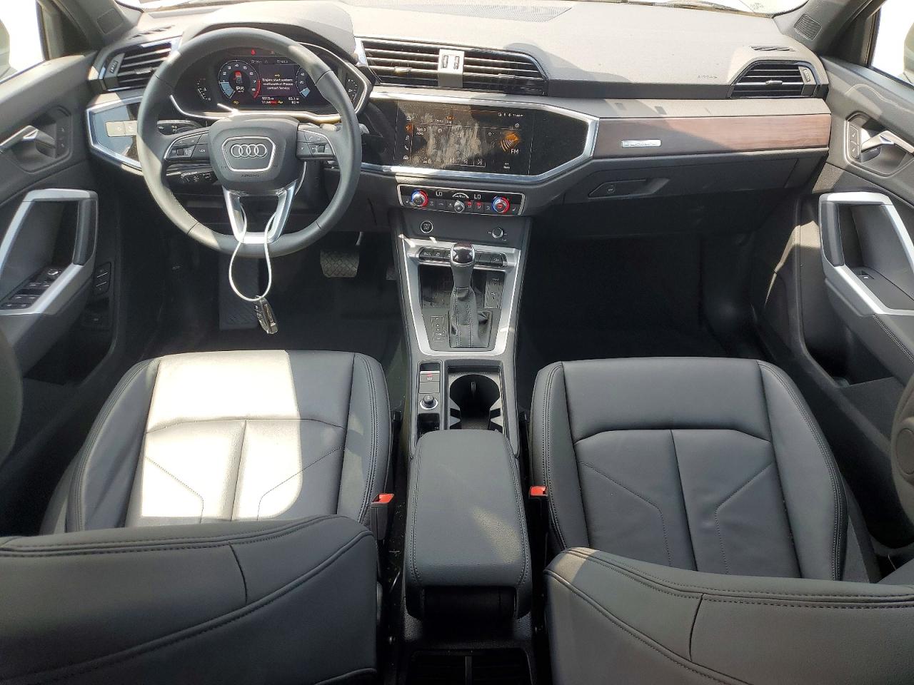 2025 AUDI Q3 S Line quattro Premium