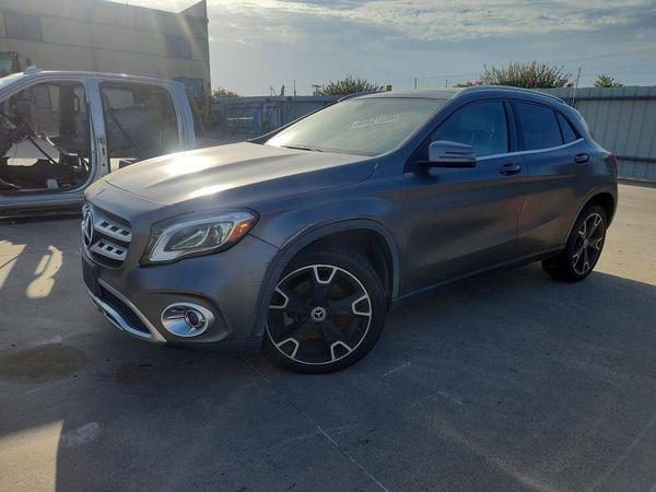 2018 MERCEDES-BENZ GLA