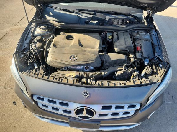 2018 MERCEDES-BENZ GLA GLA250