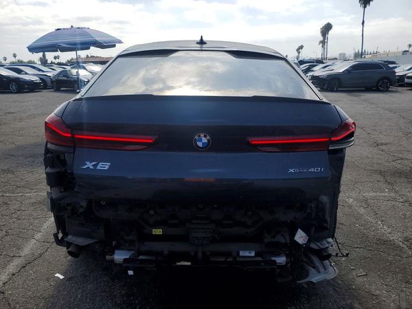 2022 BMW X6 xDrive40i