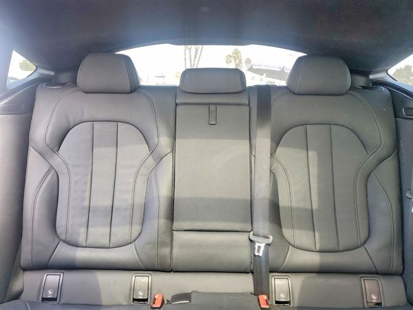 2022 BMW X6 xDrive40i