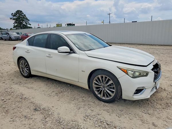 2018 INFINITI Q50