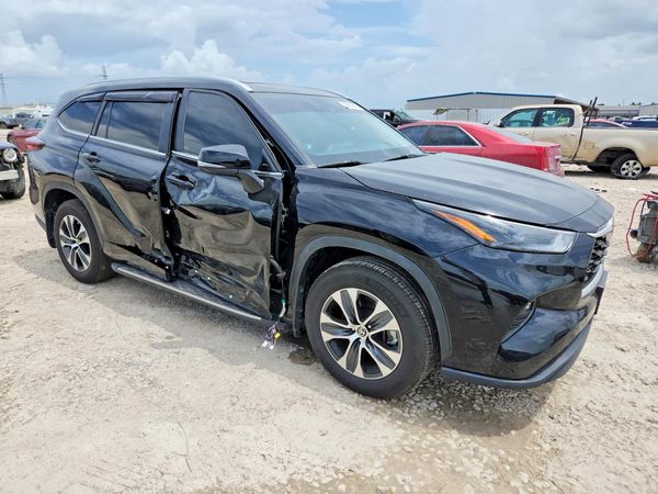2024 TOYOTA HIGHLANDER