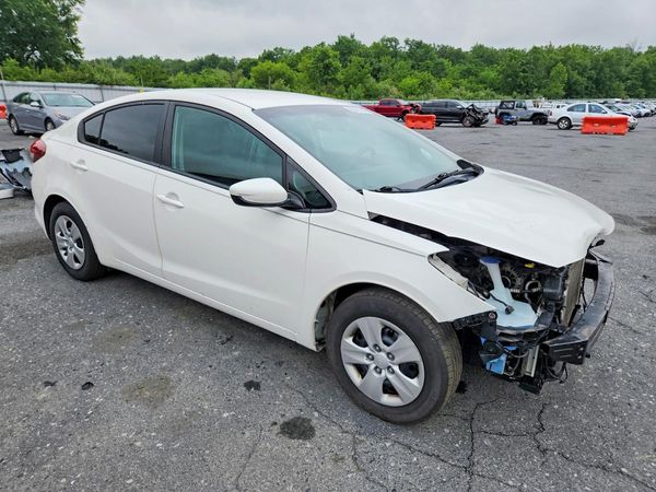 2017 KIA FORTE LX Base