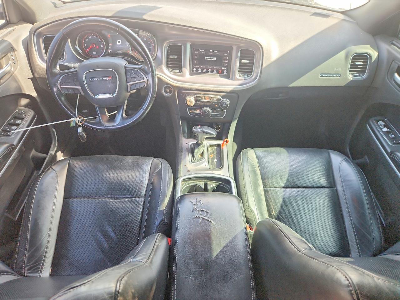 2019 DODGE CHARGER SXT