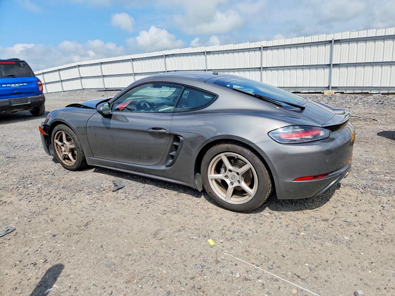 2017 PORSCHE CAYMAN
