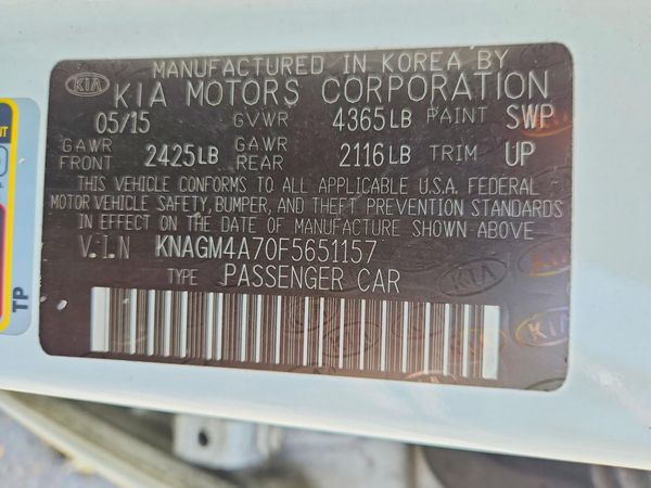 2015 KIA OPTIMA GL - Middle-low
