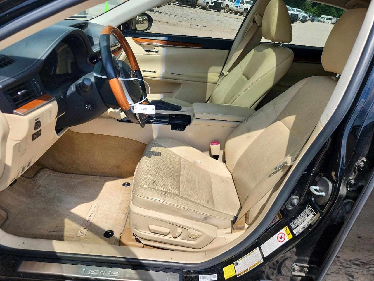 2013 LEXUS ES 300h