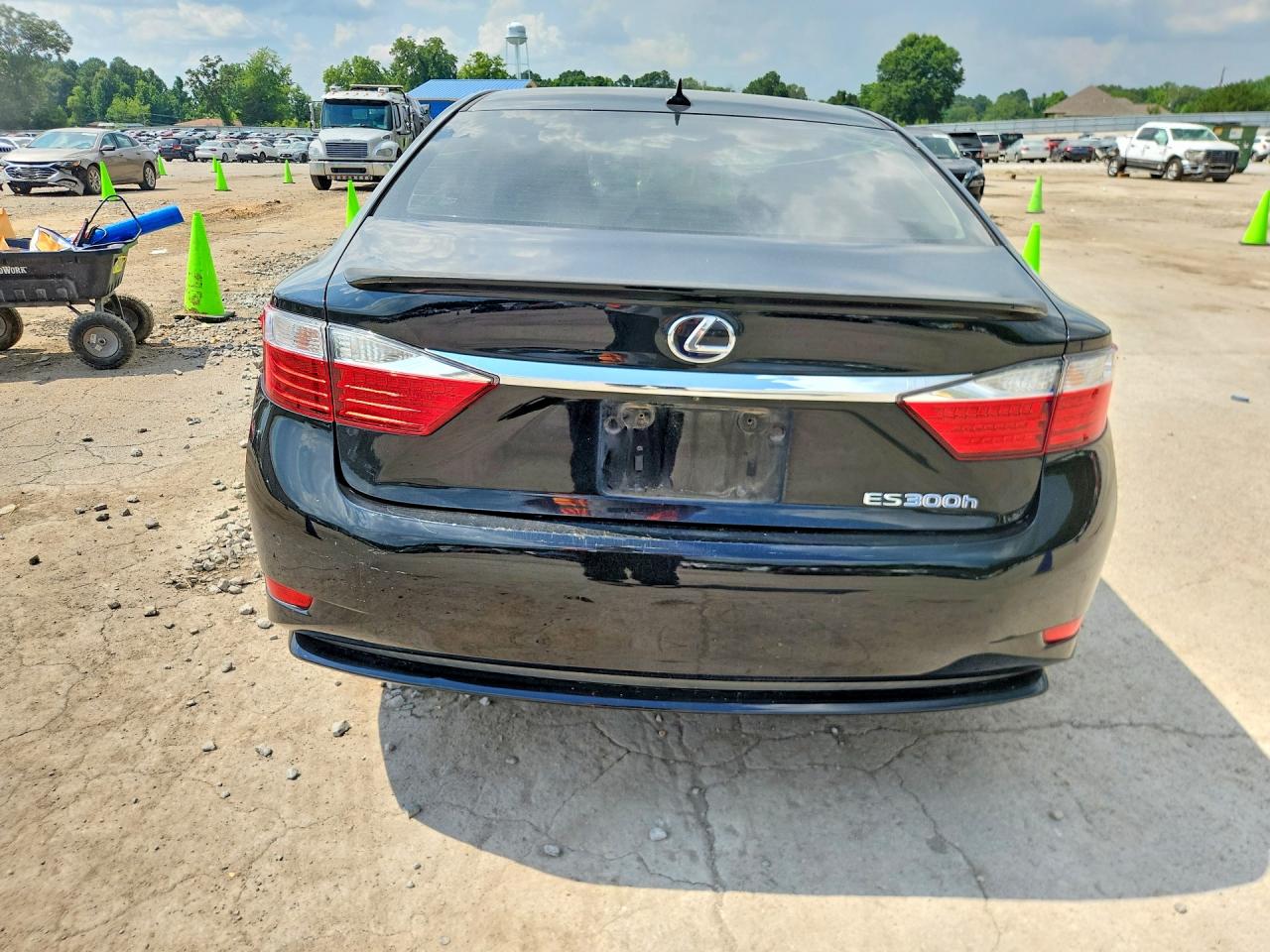 2013 LEXUS ES 300h