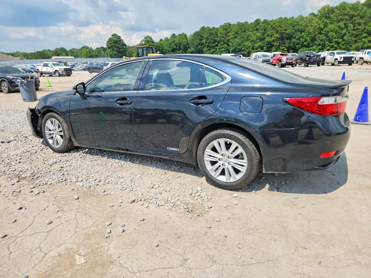 2013 LEXUS ES 300h