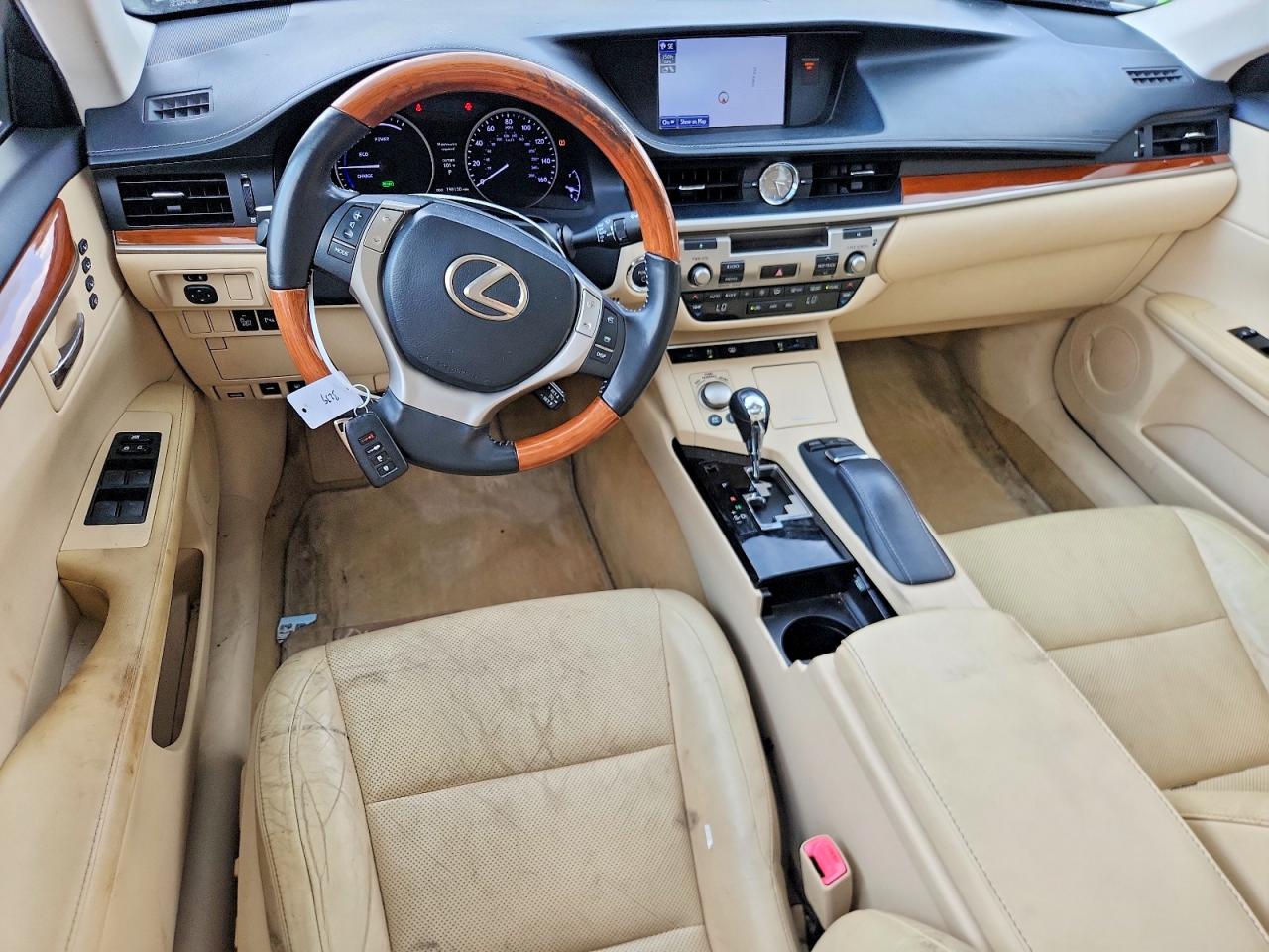 2013 LEXUS ES 300h