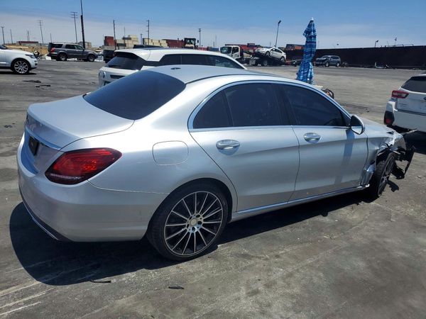 2019 MERCEDES-BENZ C C300