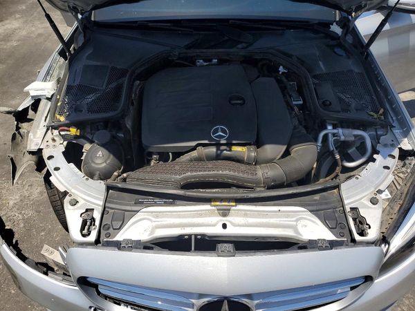 2019 MERCEDES-BENZ C C300