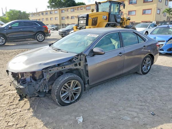 2015 TOYOTA CAMRY